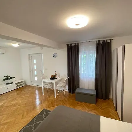 Lägenhet Maria Zadar